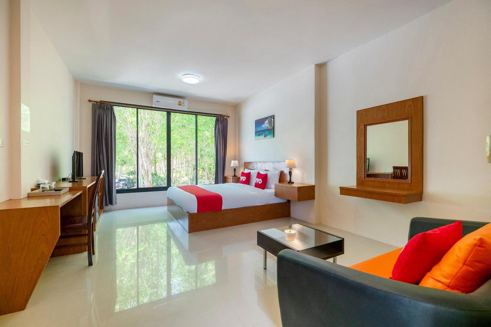 Oyo 665 Sj House Hotel Krabi town Εξωτερικό φωτογραφία
