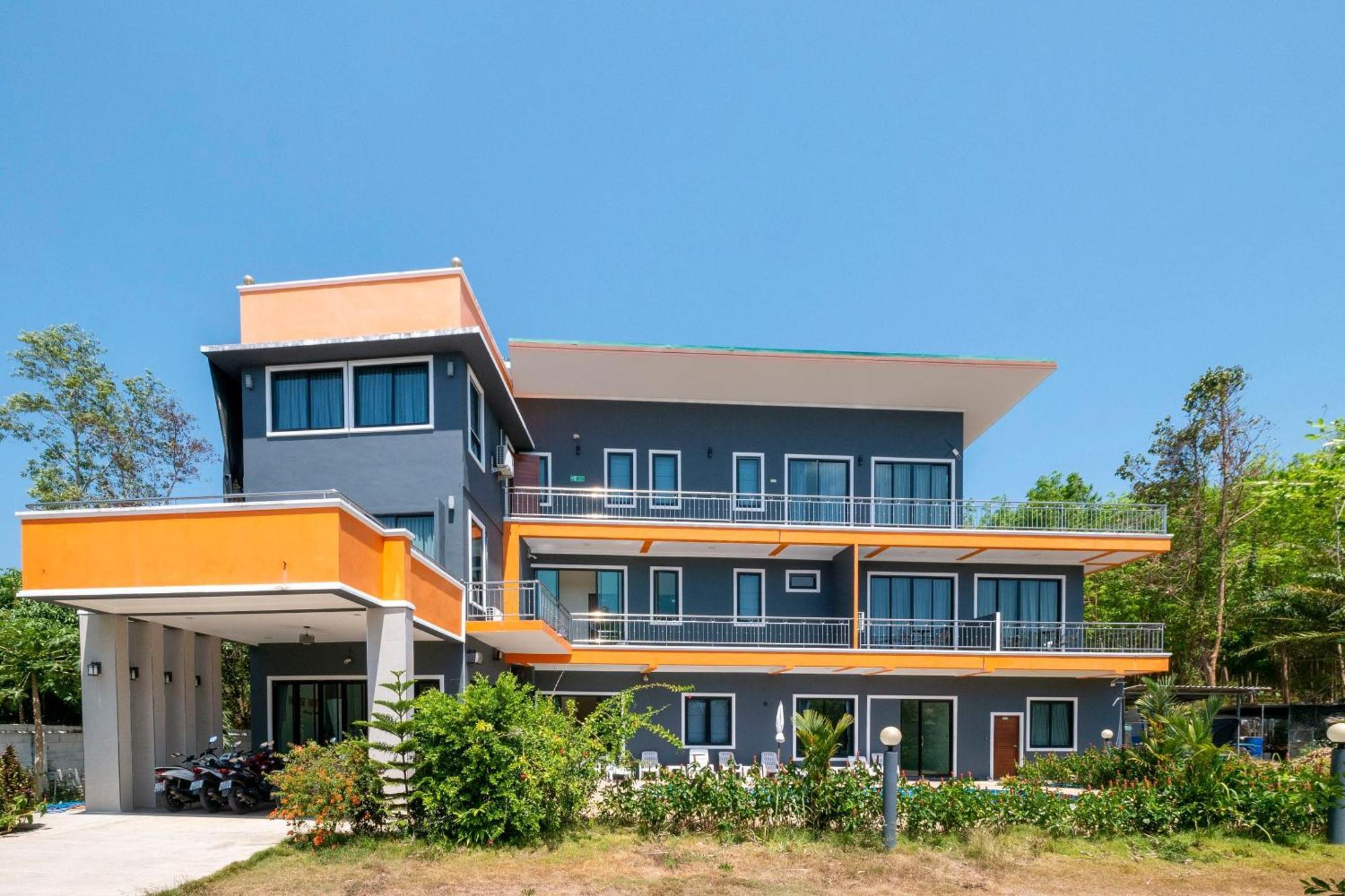 Oyo 665 Sj House Hotel Krabi town Εξωτερικό φωτογραφία
